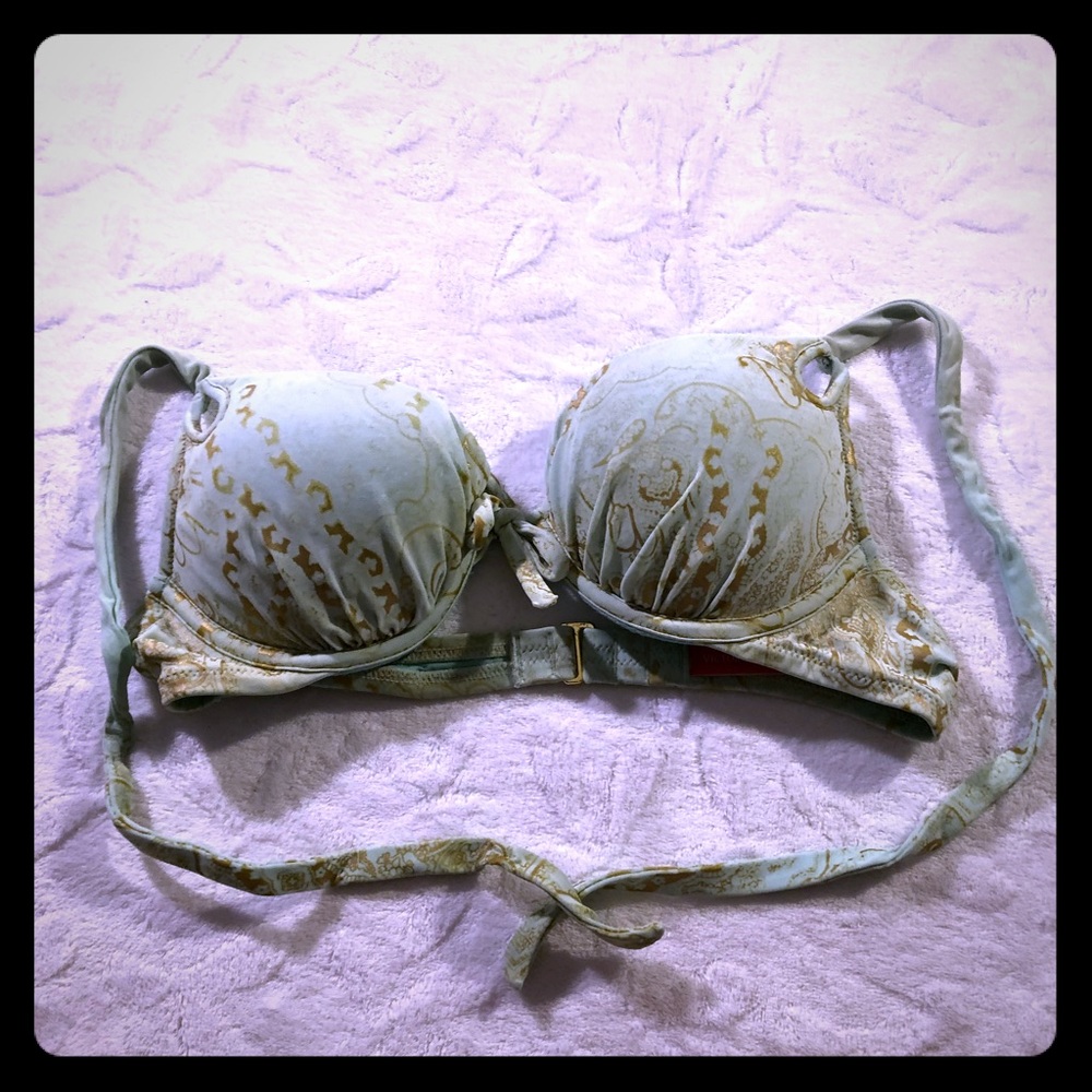 Bombshell Bikini Top 👙